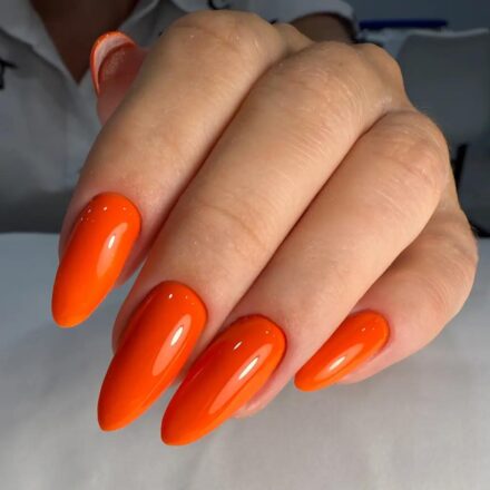 manucure ongle amande